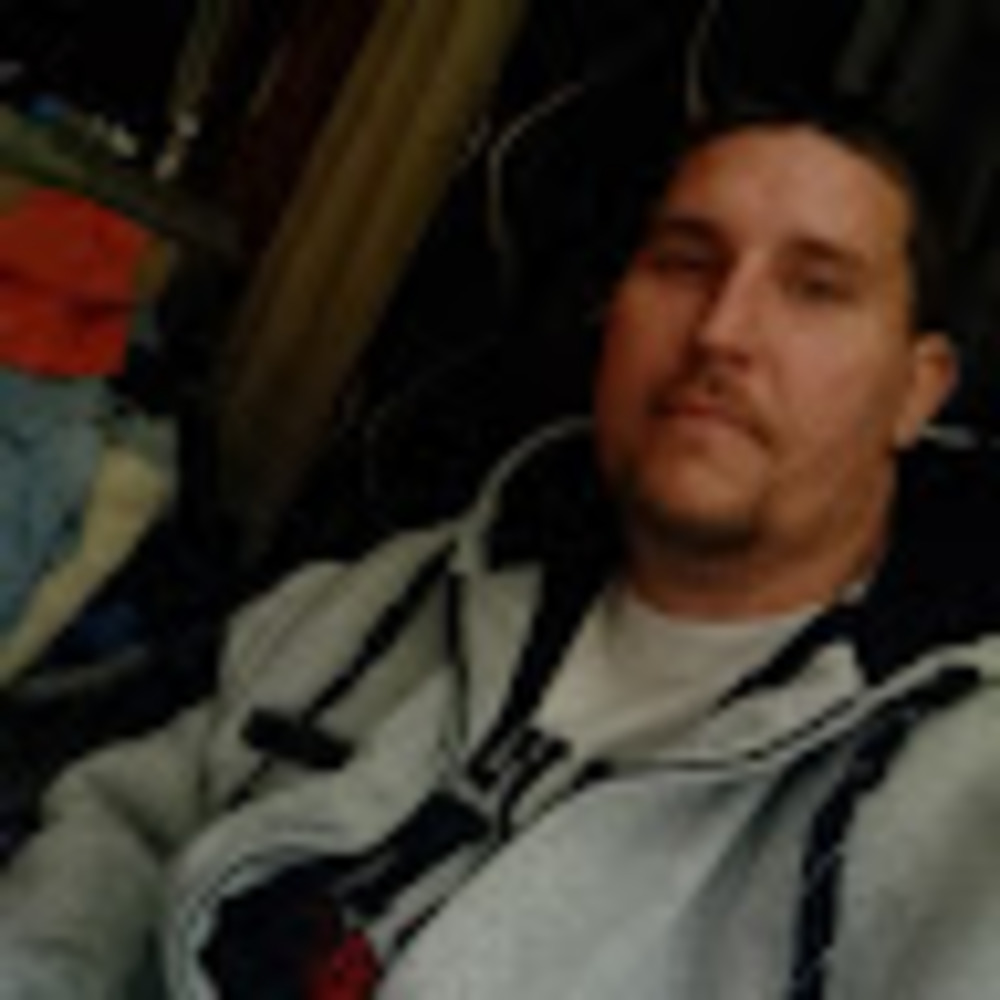 Meet your Posher, Dustin